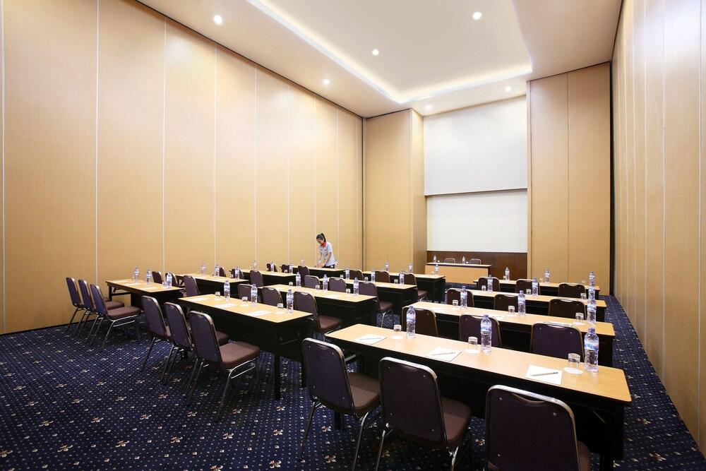 Amaris Hotel Muara Bungo - Jambi Eksteriør billede